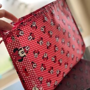 Disney's Minnie Mouse Cosmetic / Toiletry Bag